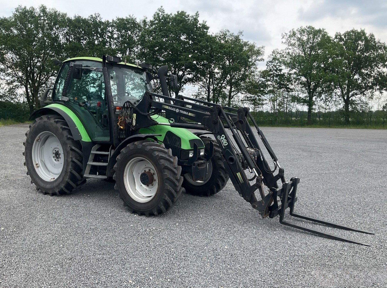 Deutz-Fahr Agrotron 90 vue 1