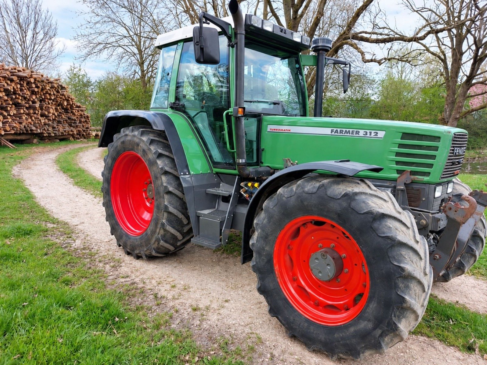 Fendt Farmer 312 Turbomatik vue 1